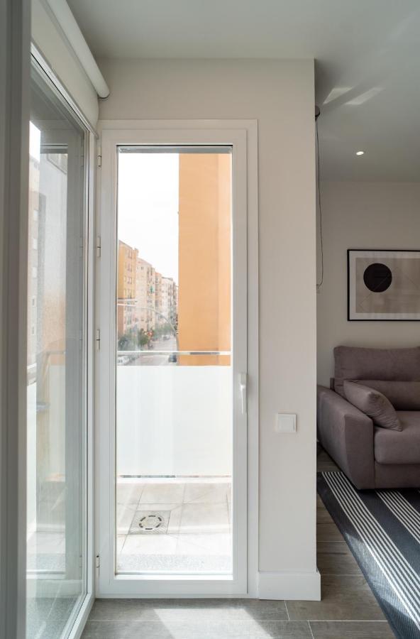Aac Malaga - Apartamento Luminoso Y Nuevo, A 1,3Km Del Centro De Malaga Ngoại thất bức ảnh